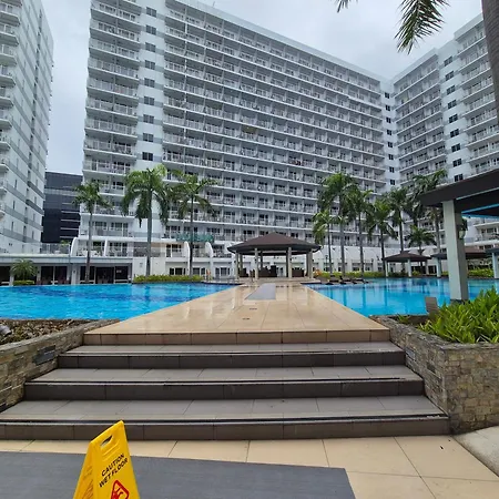 Family Suite With Big Balcony And Pool View